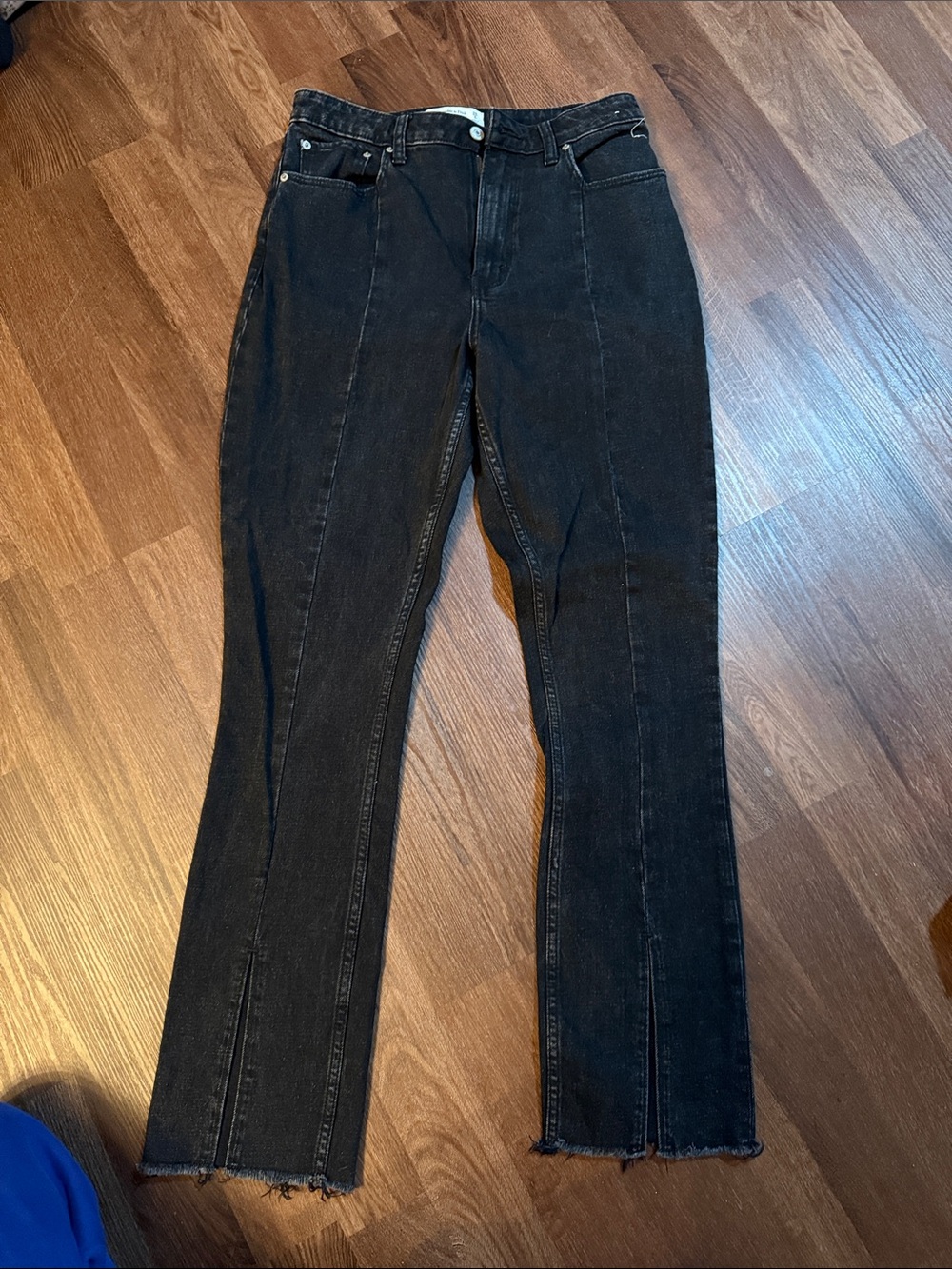 A&F Black Women’s High-Rise Straight Jeans